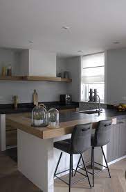 massief eiken keuken handgemaakt met schiereiland cuisine moderne salle a manger salon cuisine cuisine contemporaine