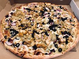 A pesto sauce base layered with grilled chicken, roasted red peppers, black olives and 18 colosso chicken carbonara pizza. Chicken Pesto Pizza Nella S Pizza