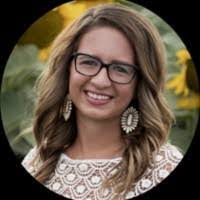 Sierra Hanson's Instagram, Twitter & Facebook