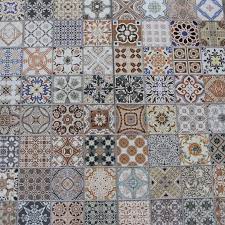 Zu dem fernöstlichen stil gehören marokkanische fliesen und bunte möbel. Orientalische Bodenfliese Habib Casa Moro