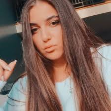 Justine Labonte's Instagram, Twitter & Facebook