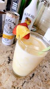 White Claw Pina Colada Frozen Pineapple Malibu Ice And 1 Can Of White Claw Mango Or Lime Then Blen Alcohol Drink Recipes Yummy Drinks Mixed Drinks Alcohol