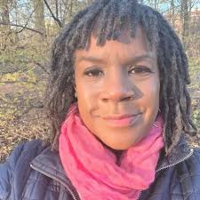 Kim Ruffin's Instagram, Twitter & Facebook