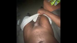 Caresser dans le salon