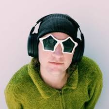 Stream Pillow Talk by Louis Futon