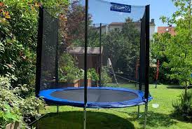 Our incredible range of trampolines is sure to get the kids playing outdoors. Tipps Furs Eigene Trampolin Im Garten