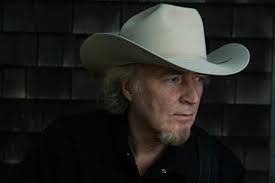 Gene Casey's Alt-Country Music Captivates