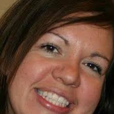 Melanie Eaker (@FindingMello)