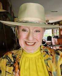 Love the gentleman waving way