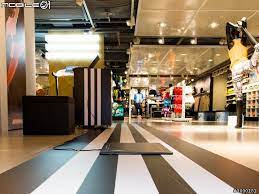 採訪 adidas忠孝旗艦店引進running lab概念足測服務 basketball court basketball