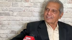 Čarls Sobradž zvani „Zmija“: Kako odlučujete da je bezbedno pustiti  serijskog ubicu?