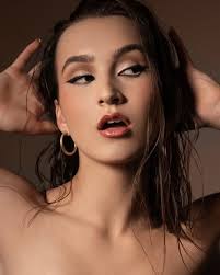 Coco Nichols (@i_am_coco_nichols) • Instagram photos and videos