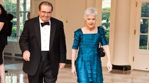 Antonin scalia with his wife, maureen, and children before his swearing in as a justice of the us supreme court in 1986. Maureen Mccarthy Antonin Scalia S Widow 5 Fast Facts Heavy Com