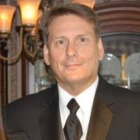 Robert Vanhoose's Instagram, Twitter & Facebook