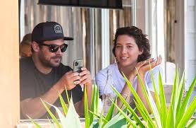 All about his relationship with anouk winzenried as they tie the knot at rupert murdoch's mansion mick jagger's son, gabriel jagger, has married swiss socialite anouk winzenried. Vanessa Valladares Wiki Bio Age Facebook Instagram Zac Efron Girlfriend Height Wikibioage