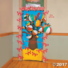 Patrick's day, life cycles, weather, and more! 20 Summer Door Decoration Ideas Magzhouse