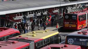 Colombia has 1,900 species of bird, more than any other country. Movilidad Hoy En Bogota Consulte Las Estaciones Inhabilitadas En Transmilenio Este Viernes 14 De Mayo
