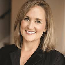 Jennifer Hazelrigg's Instagram, Twitter & Facebook