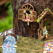 You might decide to create a classically aussie outdoors. 15 Magical Fairy Garden Ideas Diy Tip Junkie