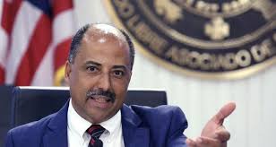 Wildfire smoke blots sun and prompts health alerts in much of US