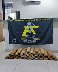 ??????Polícia Militar apreende mais de 46 kg de maconha em ação contra  o tráfico interestadual em Castilho/SP. A Polícia Militar do Estado de São  Paulo apreendeu mais de 46 quilos de maconha