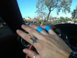 Zak Bagans Tattoo In Finger Ghost Adventures Zak Bagans Ghost Adventures Zak Bagans