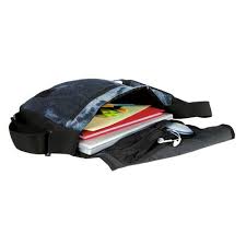 It is a polymer mix that dries relatively quickly. Walker Umhangetasche Spray On Me Www Rucksack Spezialist De