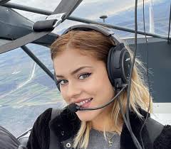 Young writers rewarded for tales of flights that were disrupted — General  Aviation News