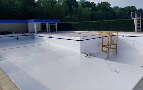 Renovation Piscine Et Bassin Revetement Resine Polyester