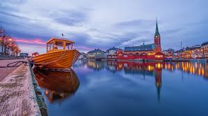The city also includes a small area in the neighboring municipality of grimstad as well. Foto Kirche Norwegen Arendal Abend Bootssteg Motorboot 1920x1080