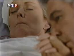 July 3, 1991: #Sophia (Judith McConnell) see #Suzanne (Marcy Walker) from a  distance and thinks she has a hallucination by recognising #Eden.