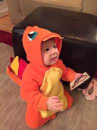 Charmander Baby Costume Made By Grandma Alex Seems Having Fun With It Pokemon Charmander Pokemon Baby Clothes Baby Cosplay Cute Baby Costumes