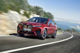 Experts are making big claims about the future impact of autonomous vehicles. Bmw Inext Revealed As Ix Electric Suv With 500 Horsepower 300 Mile Range