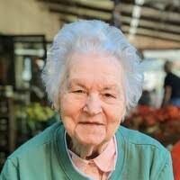 Lorene Simmons's Instagram, Twitter & Facebook