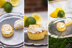Cupcakes Citron Et Meringue Petits Coeurs Coulants Au Lemon Curd Recette Gateau Danniversaire Alimentation Recettes Sucrees