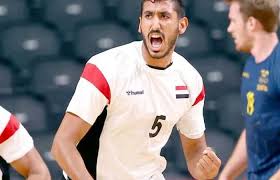 وفي الأول من شهر نوفمبر لعام. 3qpsxds03rfz M