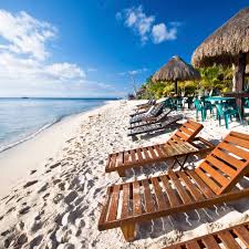 All the latest reports mention mosquitoes and other insects biting +++. Playa Del Carmen Weather December