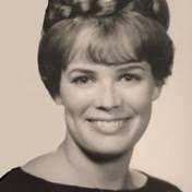 Nancy Kunze's Instagram, Twitter & Facebook