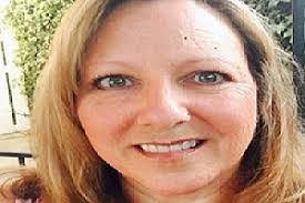 Janice Dill's Instagram, Twitter & Facebook