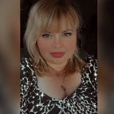 Christina Coutee's Instagram, Twitter & Facebook