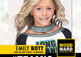 Emily Bott's Instagram, Twitter & Facebook