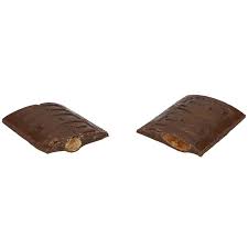 It is lighter in colour and has. Hershey S Milk Chocolate With Almonds 41g Online Kaufen Im World Of Sweets Shop