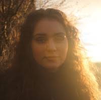 1200+ "Flossie" profiles