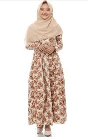 Rekomendasi model gamis terbaru 2019 yang terakhir yaitu bella set cream dari ammaea basic. Model Baju Gamis Modis Terkini 2021