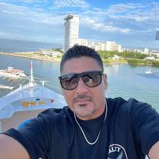 Michael Barragan (@mangelo_barragan) • Instagram photos and videos