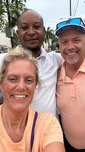 Carolyn Kuhl's Instagram, Twitter & Facebook