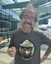 Yes, I see the irony 😆 (and I was in a designated smoking area 🫶)  #weekendrecap