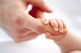 Artificial insemination) أحد الخيارات الطبيّة المتّبعة في علاج يحدث الحمل بشكل طبيعيّ عندما يتمّ قذف السائل المنويّ للذكر داخل مهبل المرأة، لينتقل بعد ذلك عبر عنق. Ù…Ø§ Ù‡ÙŠ Ø£Ø³Ø¨Ø§Ø¨ Ø¹Ù‚Ù… Ø§Ù„Ø±Ø¬Ø§Ù„ Ù…Ø¹Ø±ÙØ© Ø¹Ù„Ø§Ù…Ø§Øª Ø§Ù„Ø¹Ù‚Ù… Ø¯ÙˆÙ† Ø¹Ù…Ù„ ØªØ­Ù„ÙŠÙ„ Ø§Ù„Ø±Ø¬Ù„
