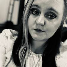 How to transition a child from a bottle to a sippy cup?