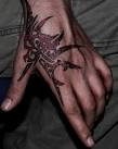 Bilder p left hand tattoo